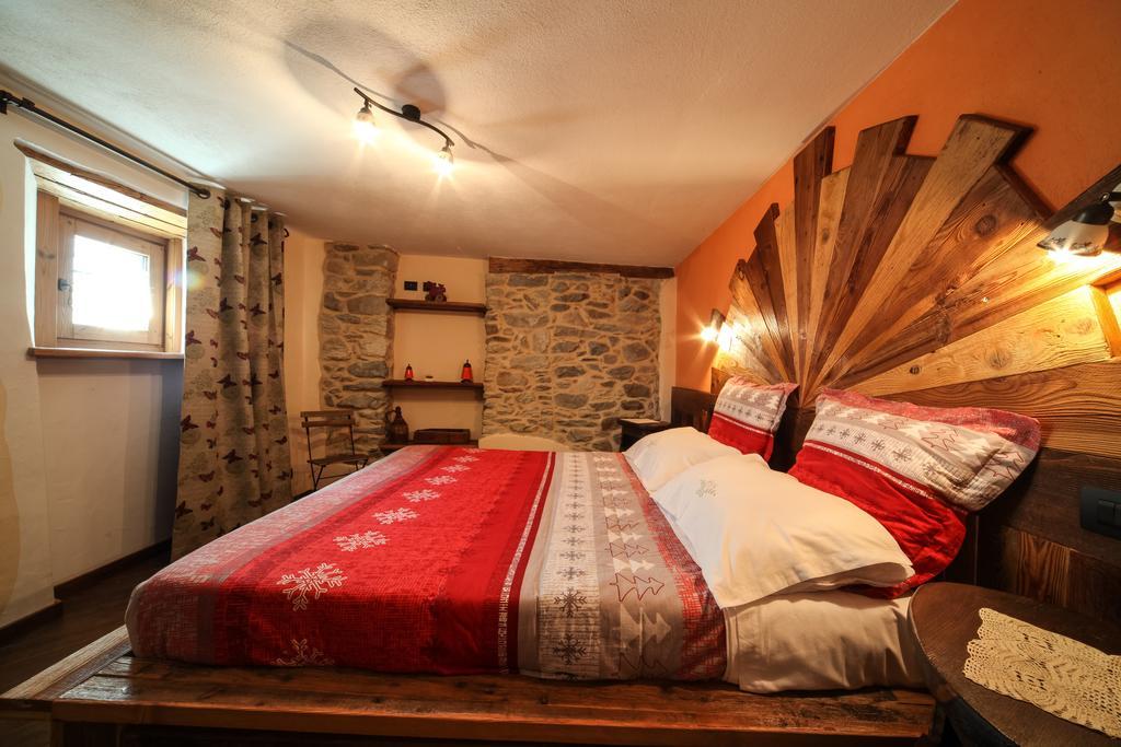 Ferienwohnung Souvenir De Tsaneli Roisan Zimmer foto